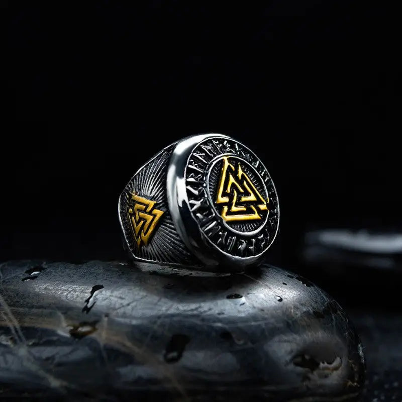 Bague à motif nordique