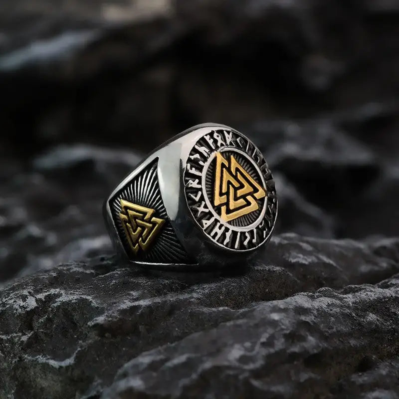 Bague à motif nordique