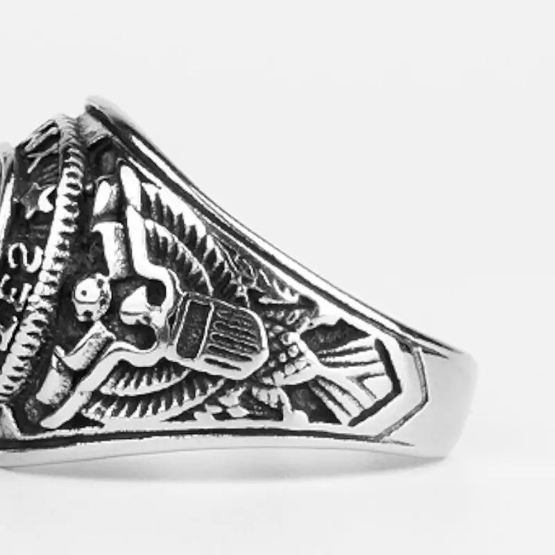 Bague à l’armée