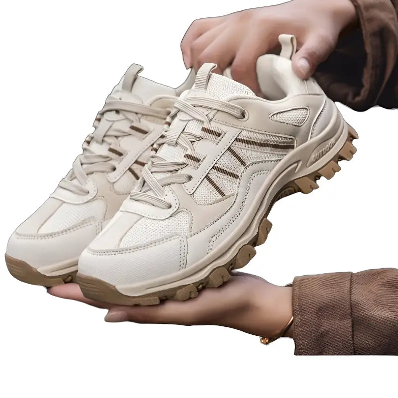 Basket randonnée femme semelle adhérente