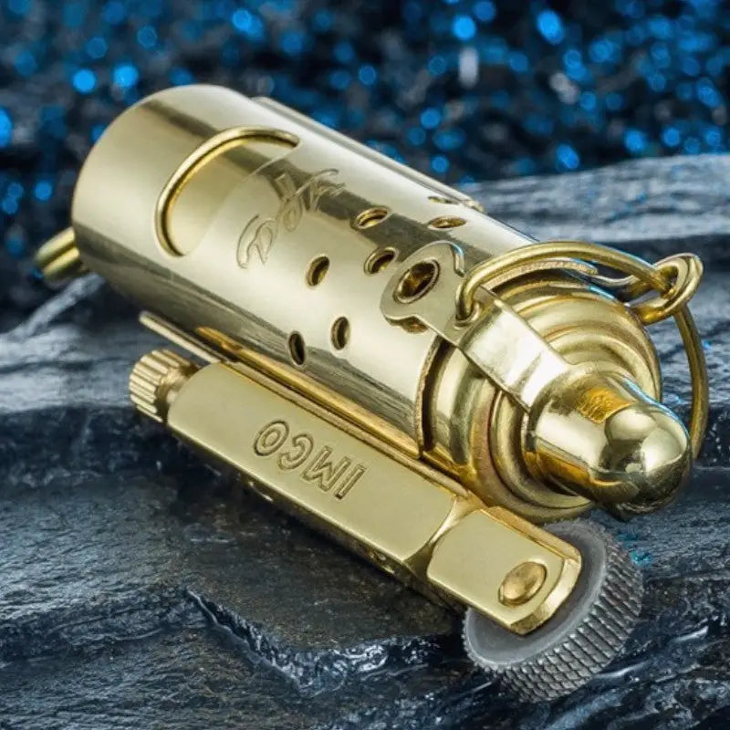 Briquet tempête vieux campeur