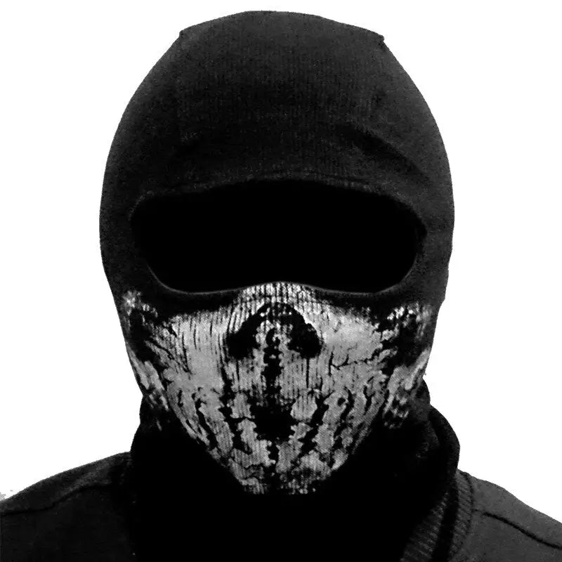 Cagoule noire militaire motif tête de mort