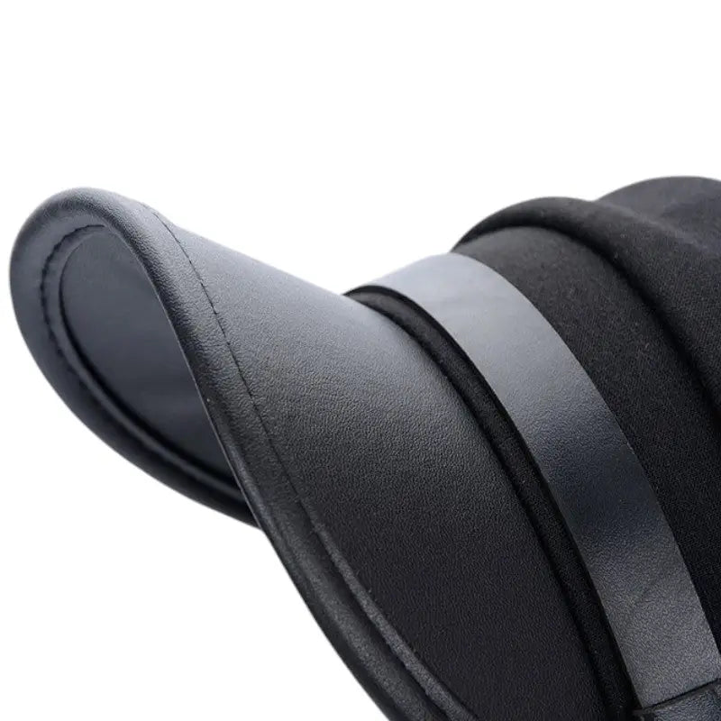 Casquette à visière rigide