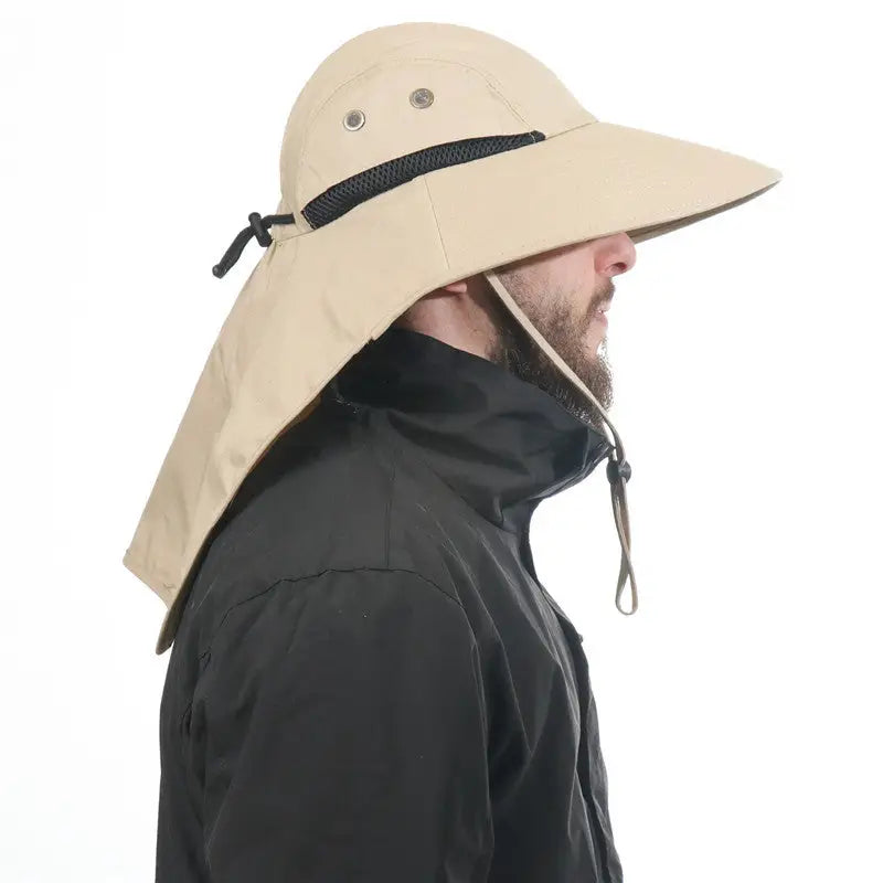 Chapeau randonnée avec nuque protégée