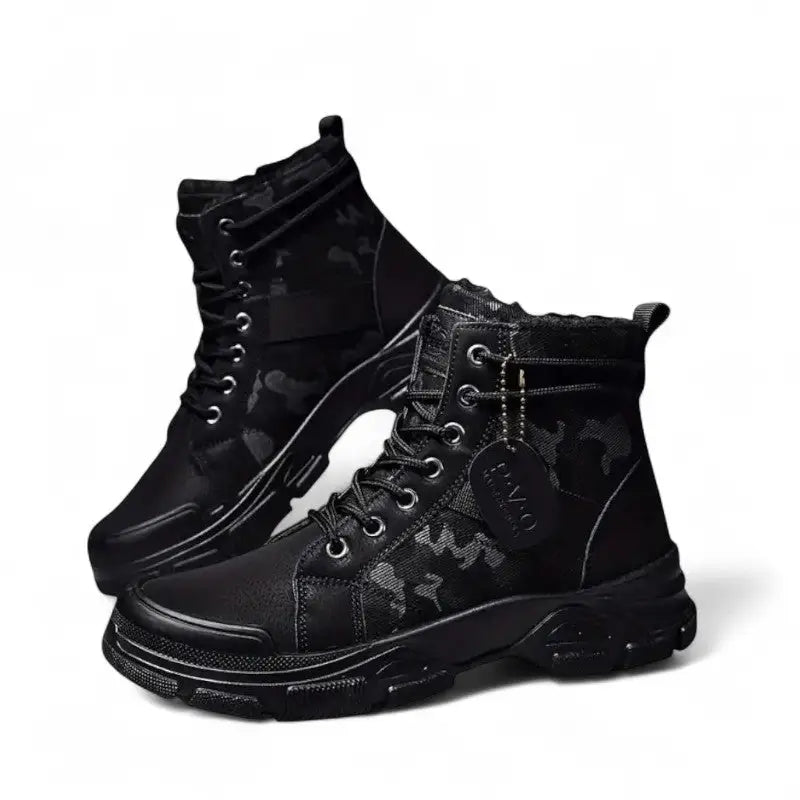 Chaussure militaire américaine mi-haute à crampons