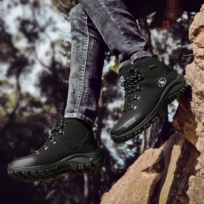 Chaussures type rangers homme
