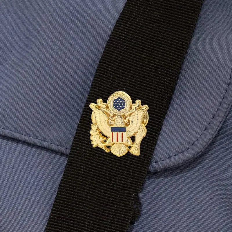 INSIGNE MILITAIRE - BADGE