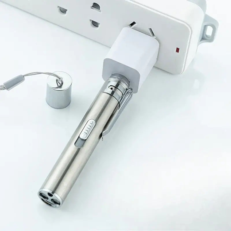 Lampe torche laser militaire