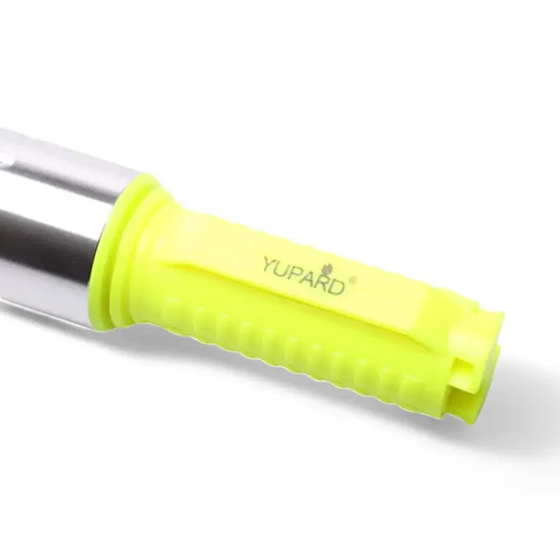 Lampe torche led de plongée