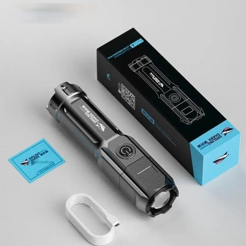 Lampe torche militaire rechargeable