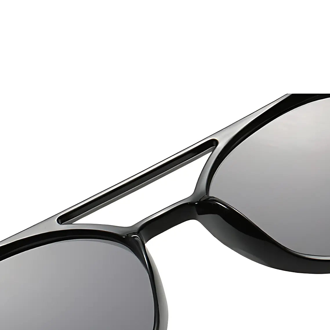 Lunettes solaires à protections latérales