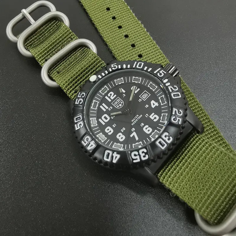 Montre des forces spéciales