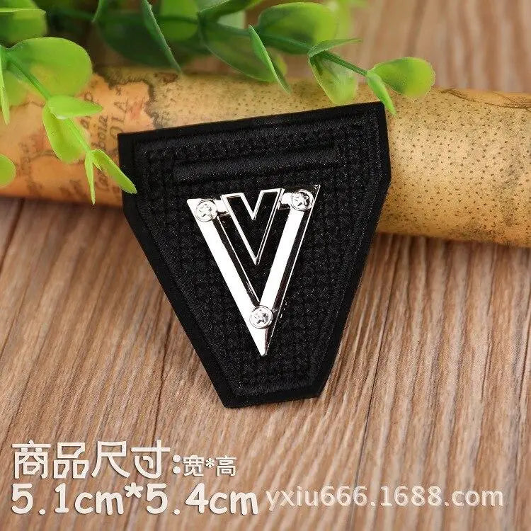 PATCH MILITAIRE AVEC MOTIF D’ALLIAGE