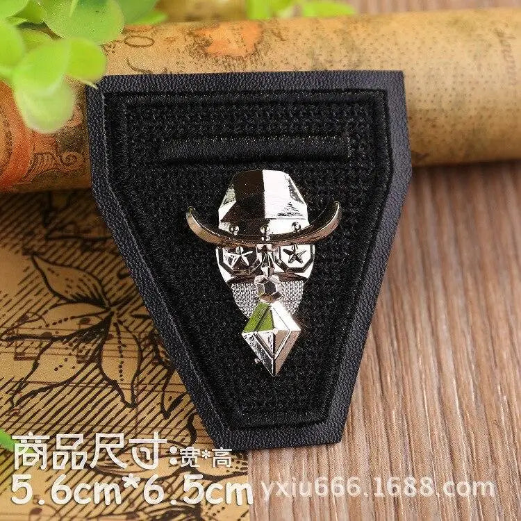 PATCH MILITAIRE AVEC MOTIF D’ALLIAGE