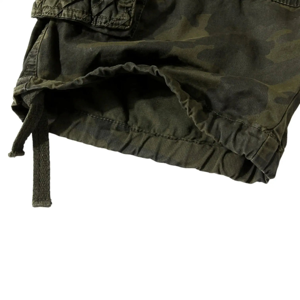 Short camouflage militaire