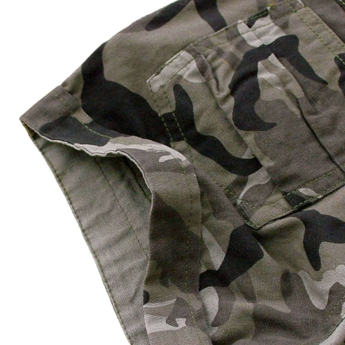 Short militaire femme