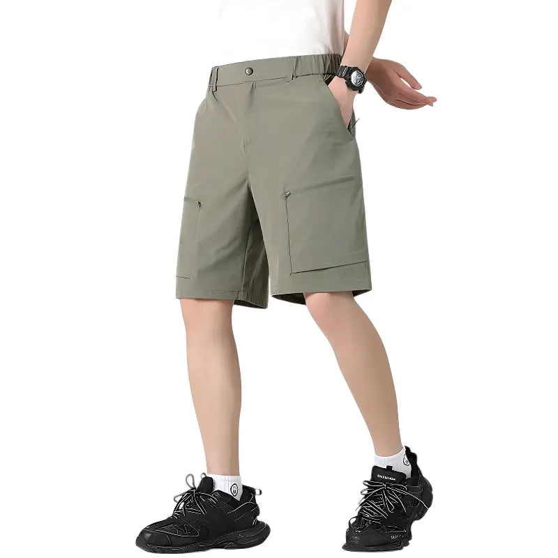 Short randonnée homme aventure