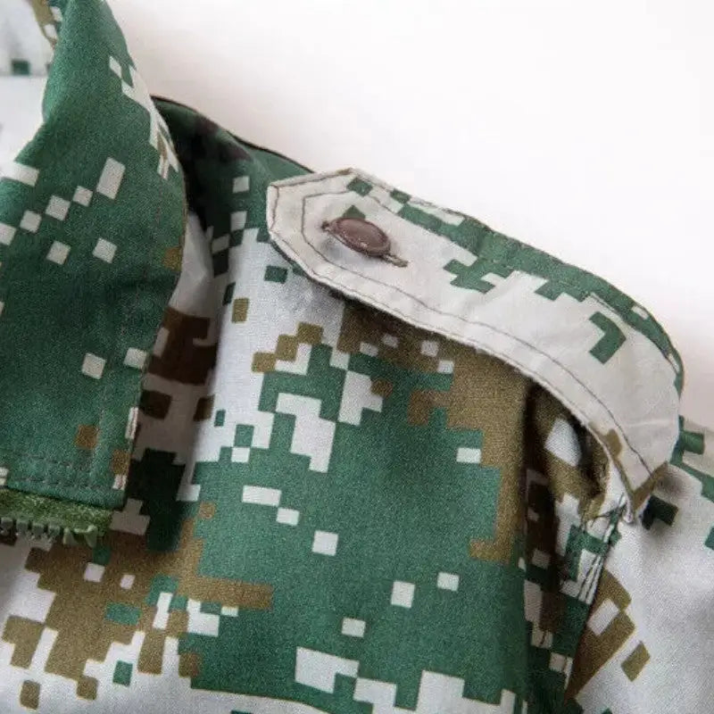 Tenue militaire treillis