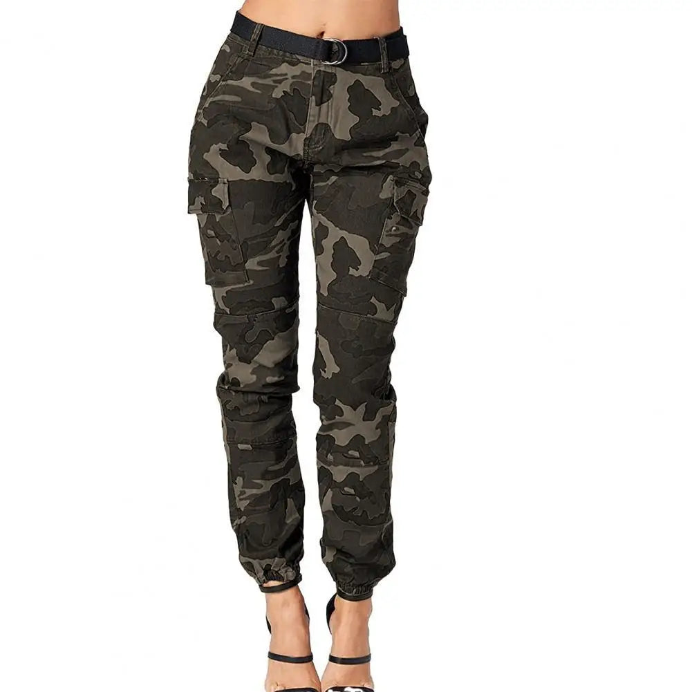 Treillis militaire femme coupe cargo