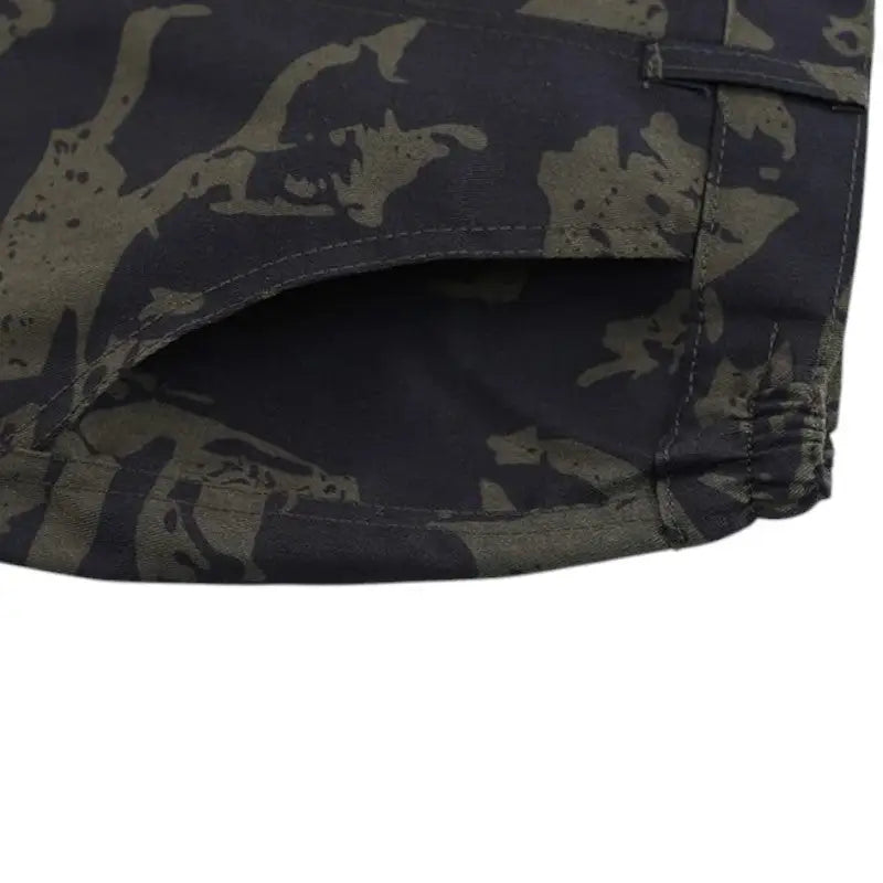 Treillis vêtement militaire