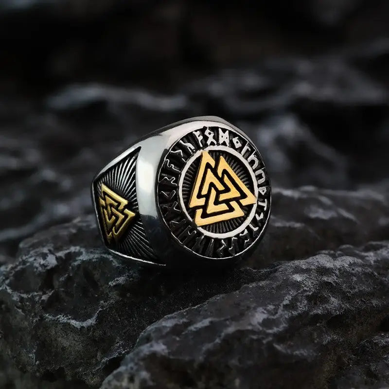 Bague à motif nordique