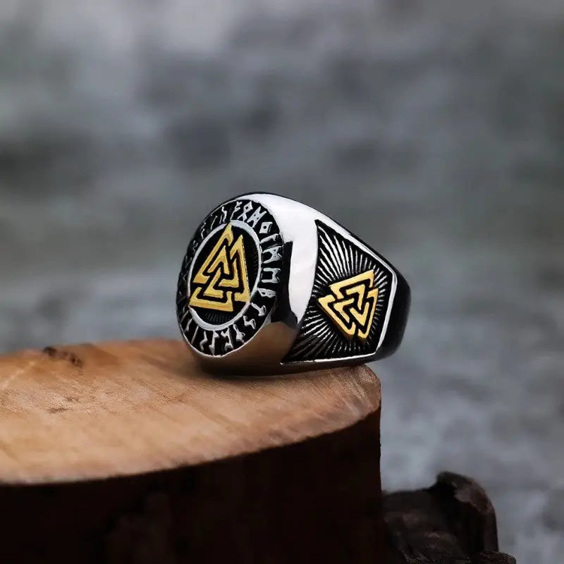 Bague à motif nordique