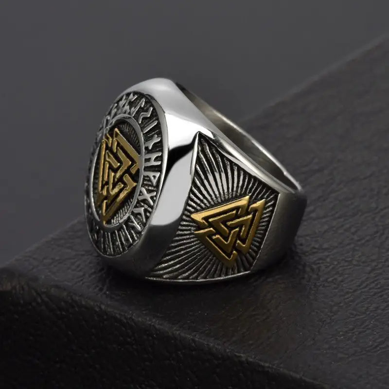 Bague à motif nordique