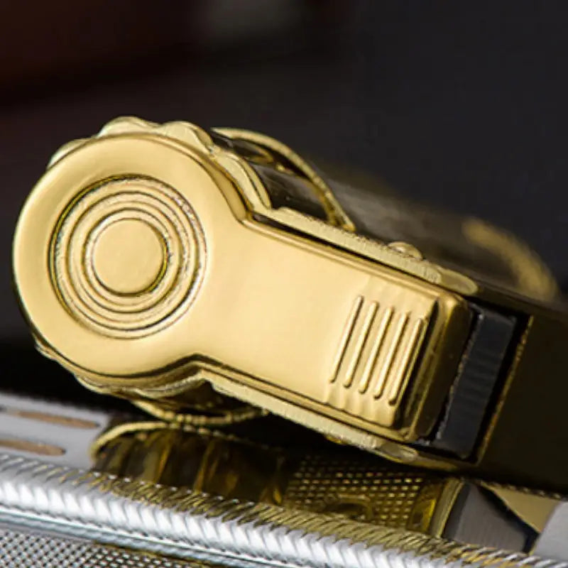 Briquet tempête ancien
