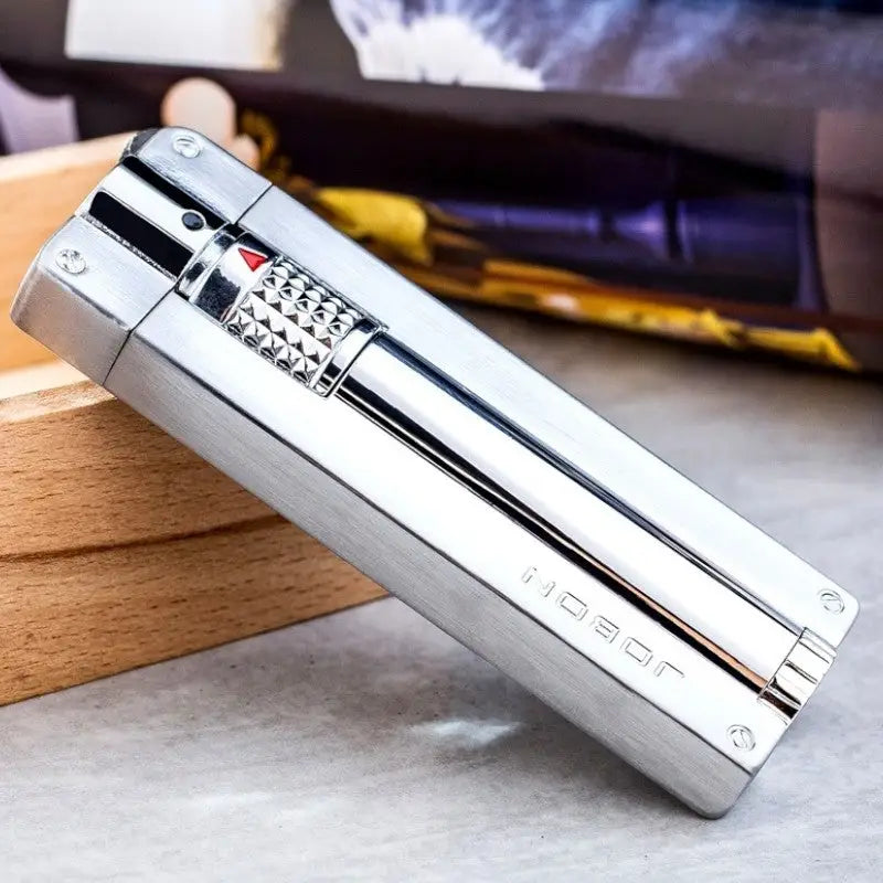 Briquet tempete metal