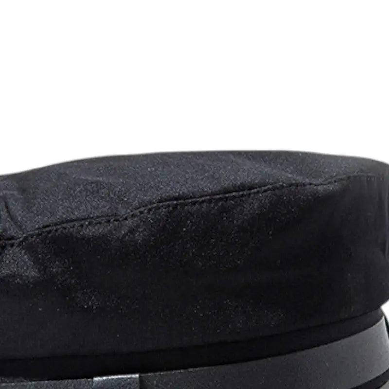 Casquette à visière rigide