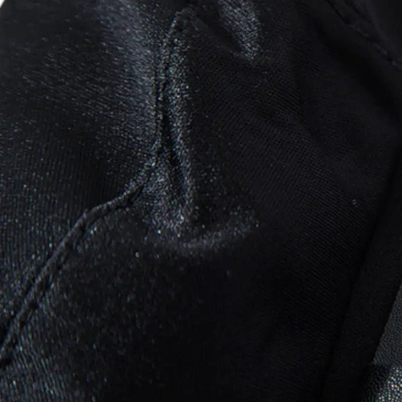 Casquette à visière rigide