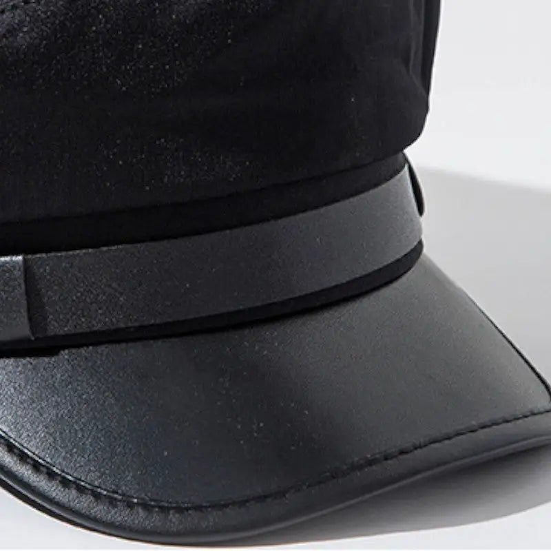 Casquette à visière rigide