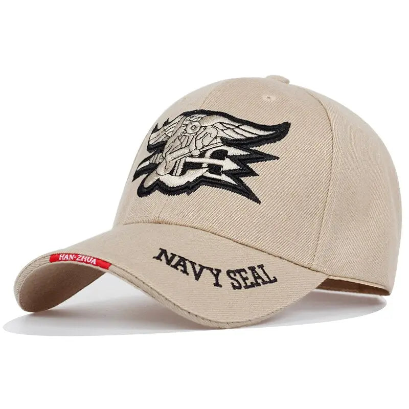 Casquette militaire brodée