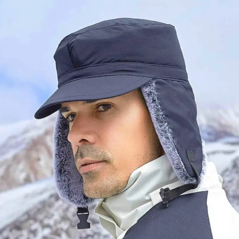 Casquette randonnée hiver avec fourrure