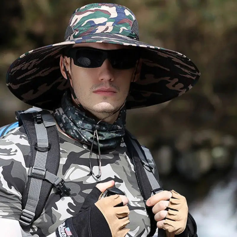 Chapeau de brousse camouflage à large bord