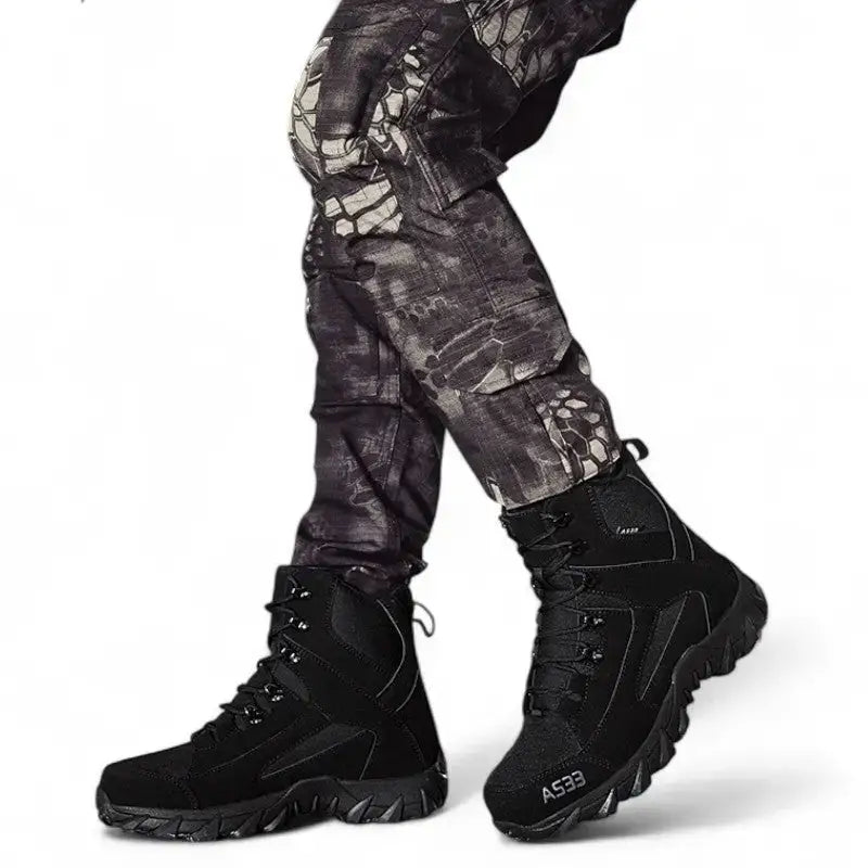 Chaussure homme grand froid à tige haute fourrée