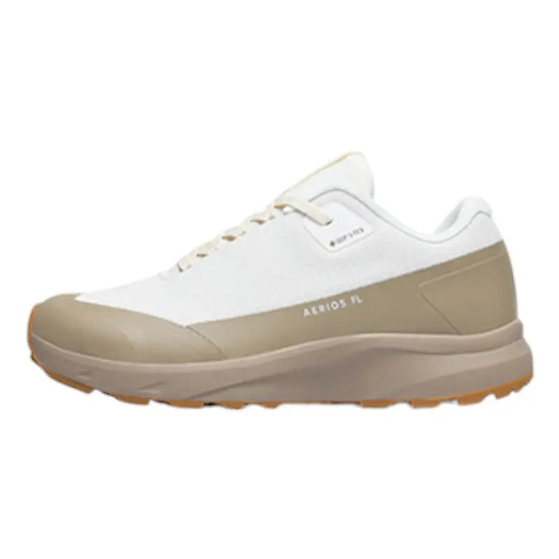 Chaussure de marche stable