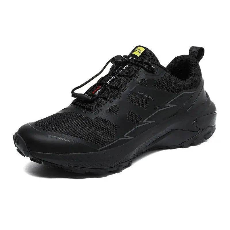 Chaussure de marche terrain escarpé