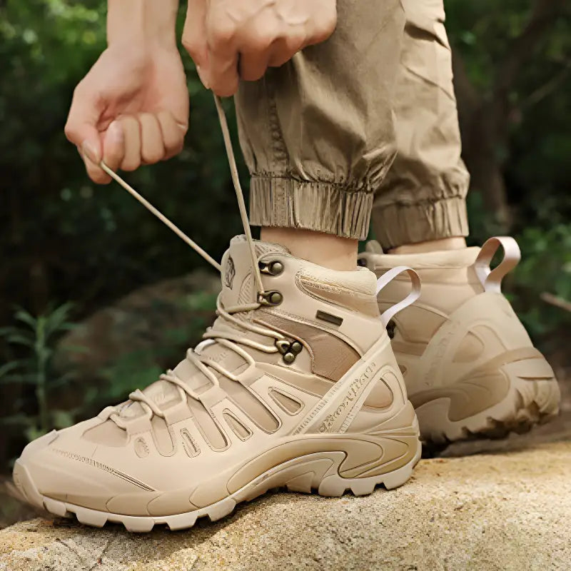 Chaussure mi haute technique militaire