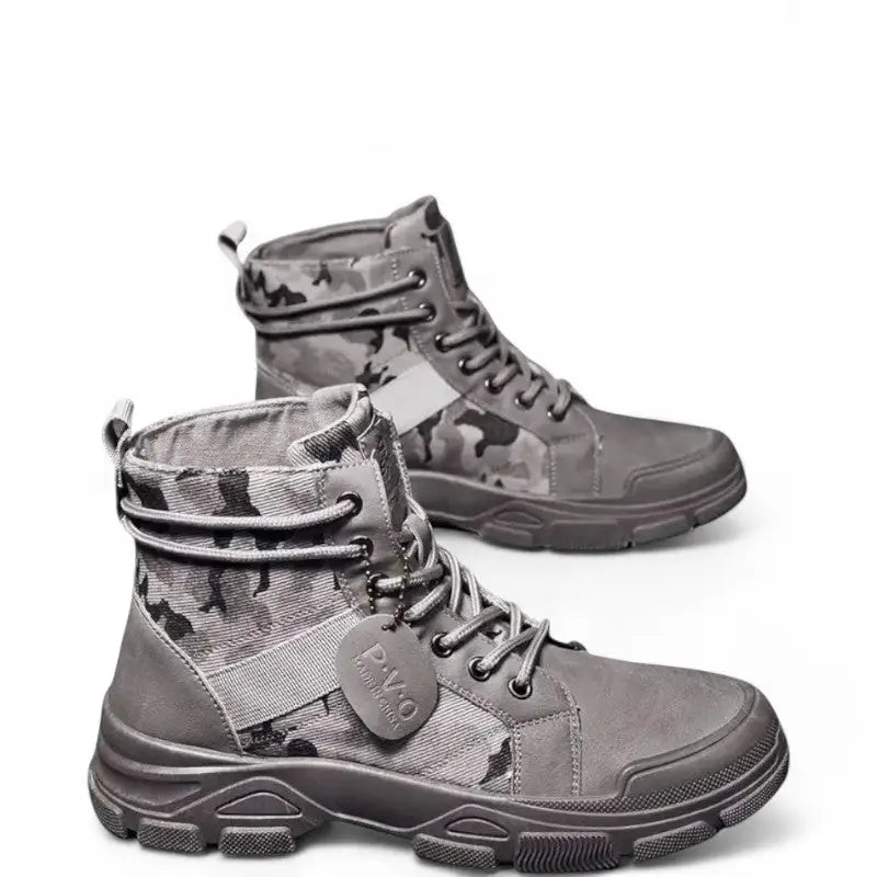 Chaussure militaire américaine mi-haute à crampons