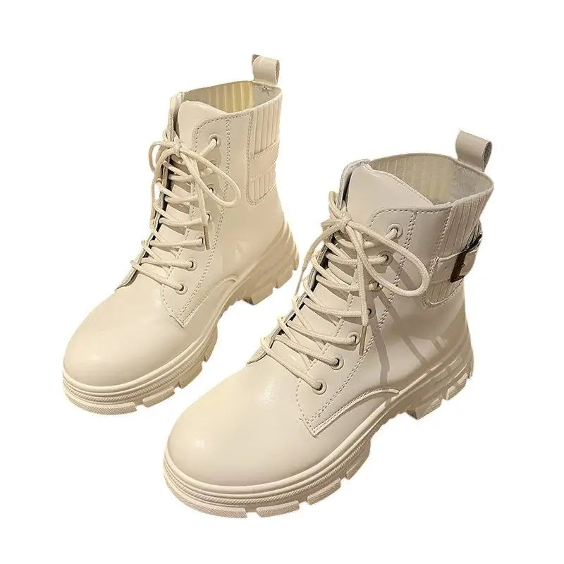 Chaussures type rangers femme