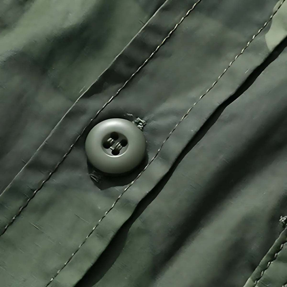 Chemise militaire en coton à poches à rabat