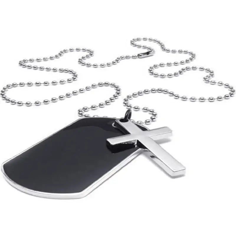 Collier plaque avec croix
