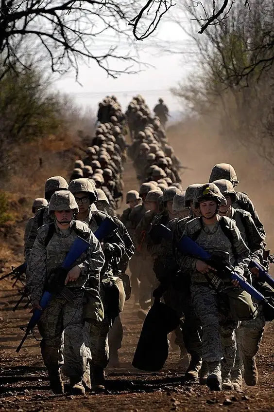est-ce-qu-un-militaire-est-salarié