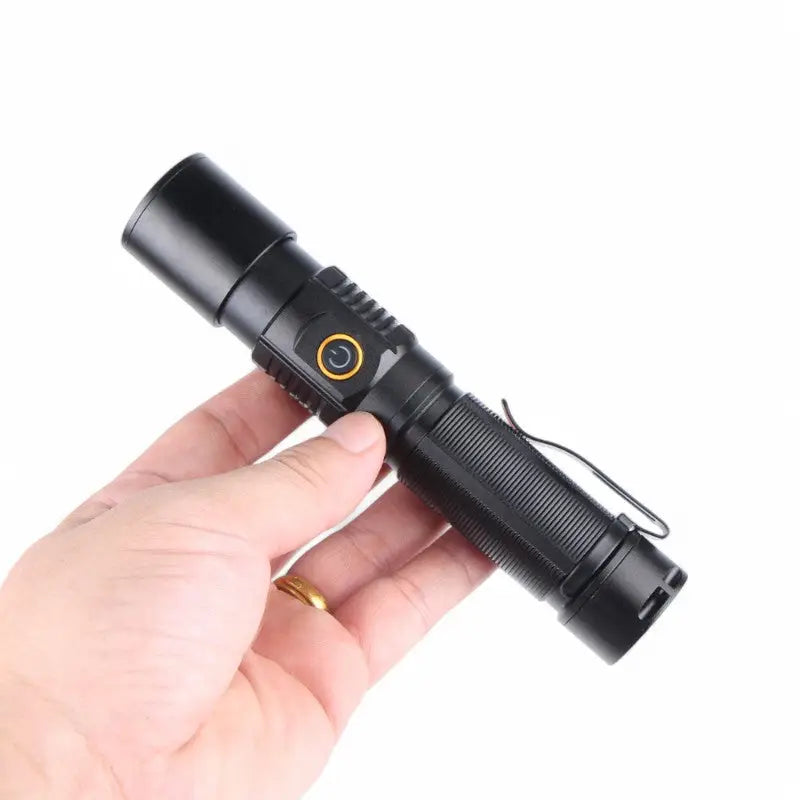 Lampe torche étanche puissante