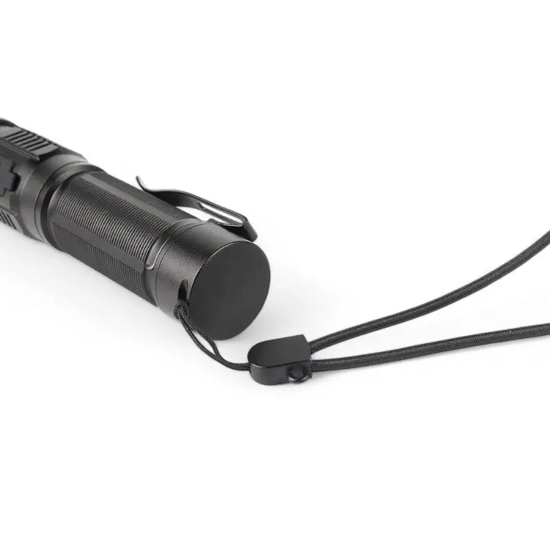 Lampe torche étanche puissante