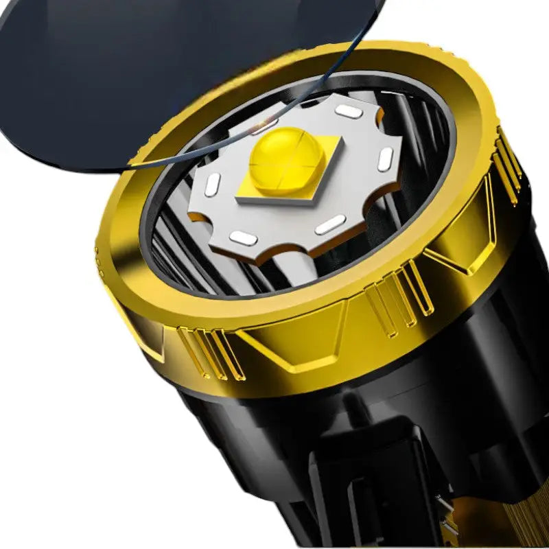 Lampe torche puissante cave