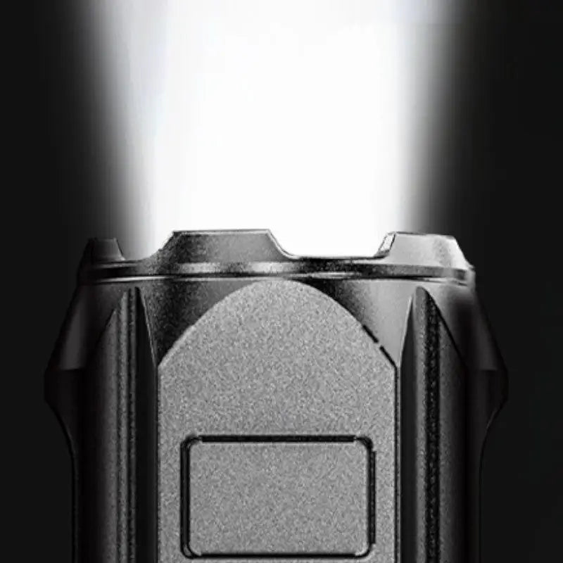 Lampe torche puissante militaire