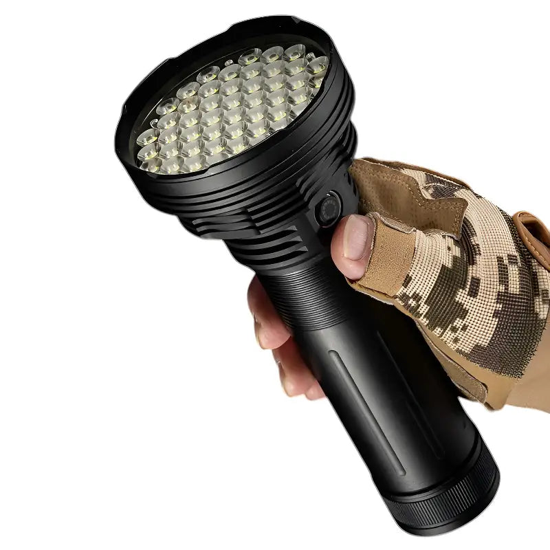 Lampe torche très puissante