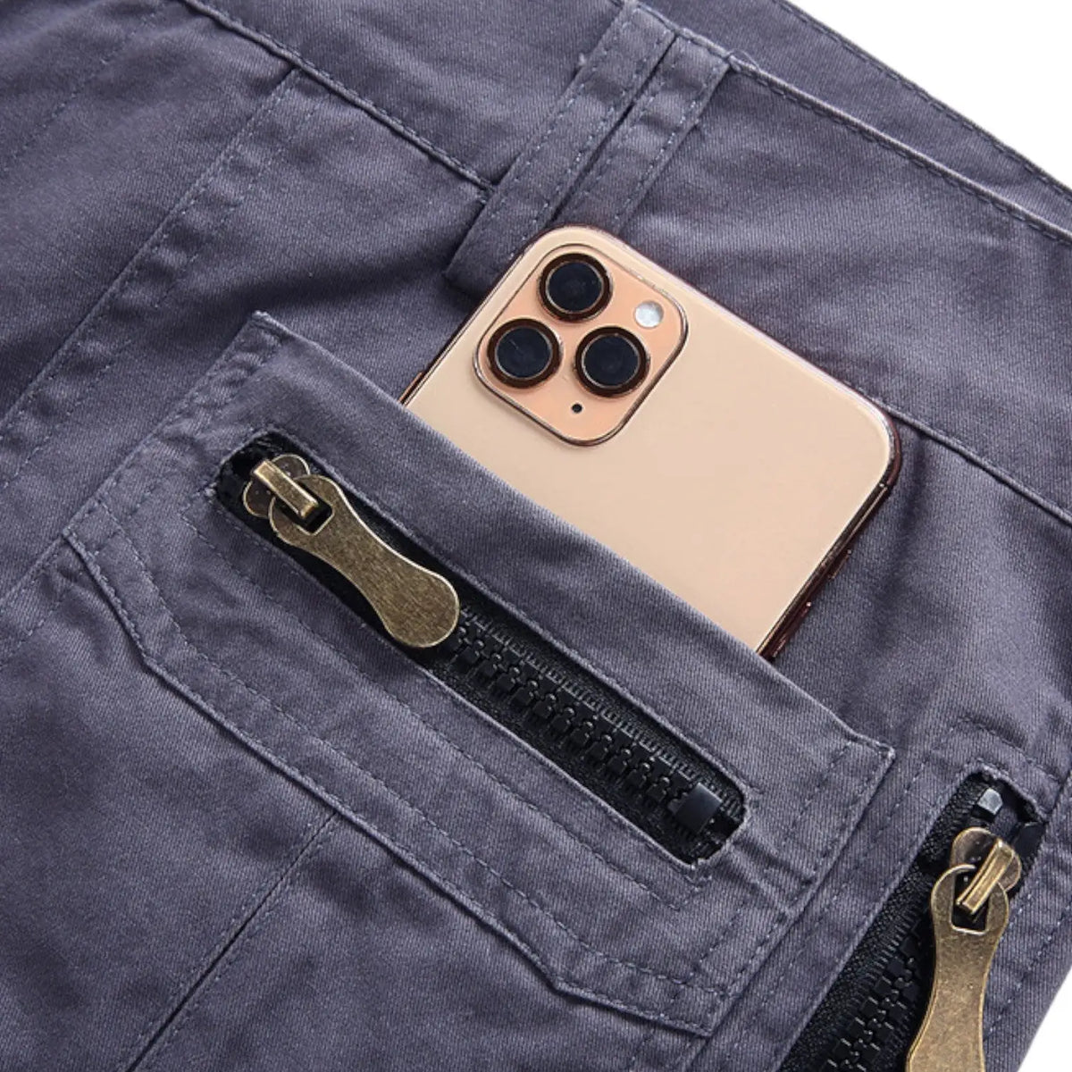 Militaire homme en short
